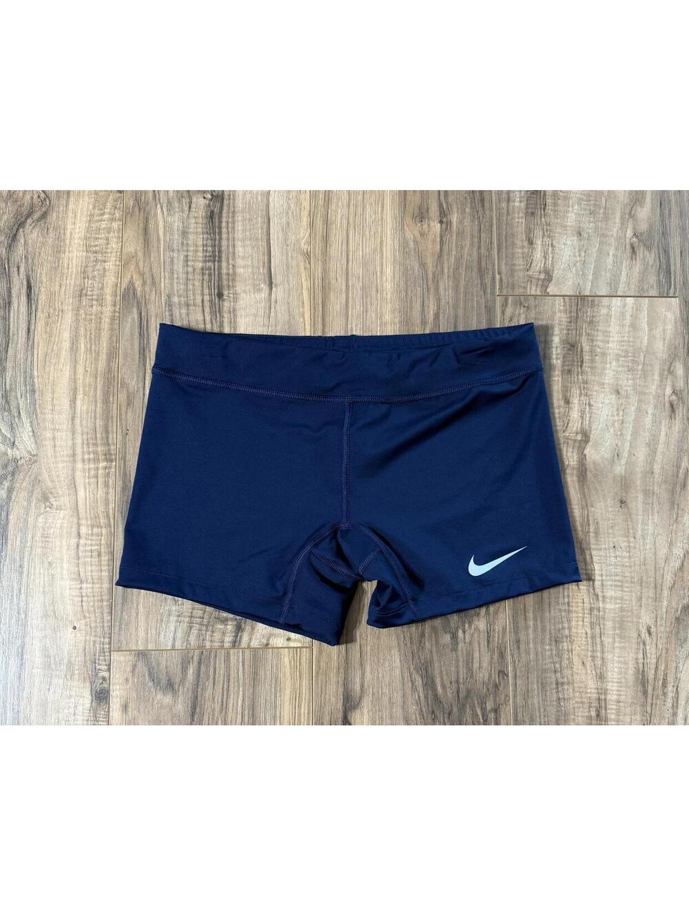 Nike Women's 5" Performance Game Volleyball Shorts NWOT